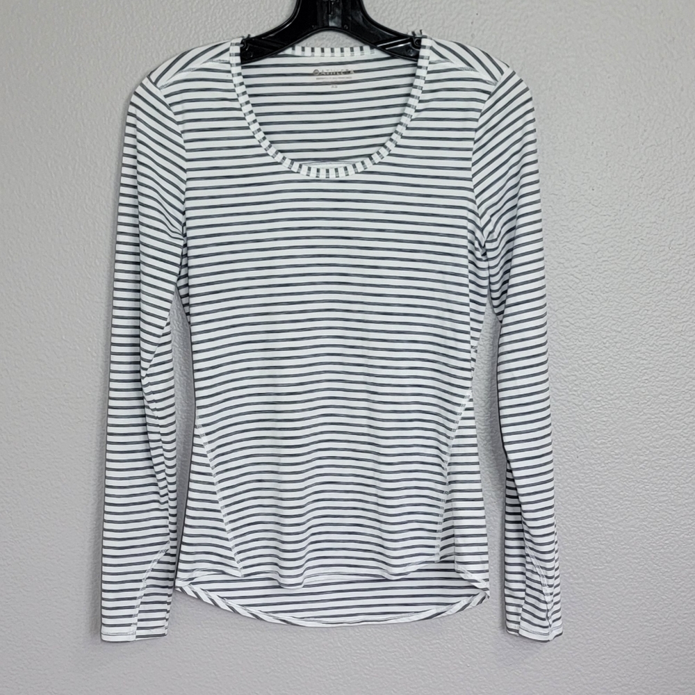 ATHLETA WOMEN  ACTIVE TOP / XS
